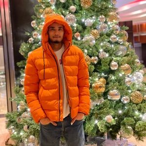 Meet your Posher, Sukhpinder